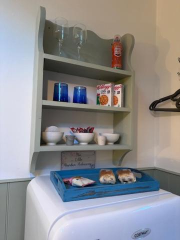 Bed and Breakfast The Little Garden Hideaway With Stunning Sea Views And Garden Holyhead Exterior foto